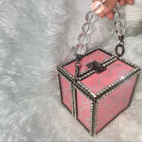 Cube Purse - Picture 7 of 12